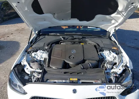 2024 Mercedes-Benz C 300 z USA, uszkodzony, nr VIN W1KAF4HB7RR186151